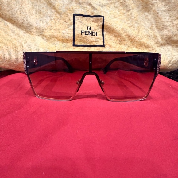 Fendi Gold and Black Sunglasses